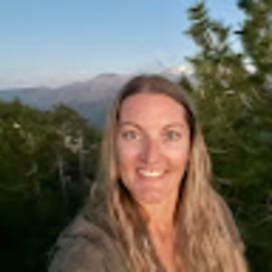 Meet your Posher, Ashly